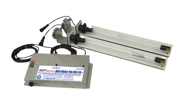 Celdas de luz UV Twin Stick Lite instaladas en condensador de aire acondicionado